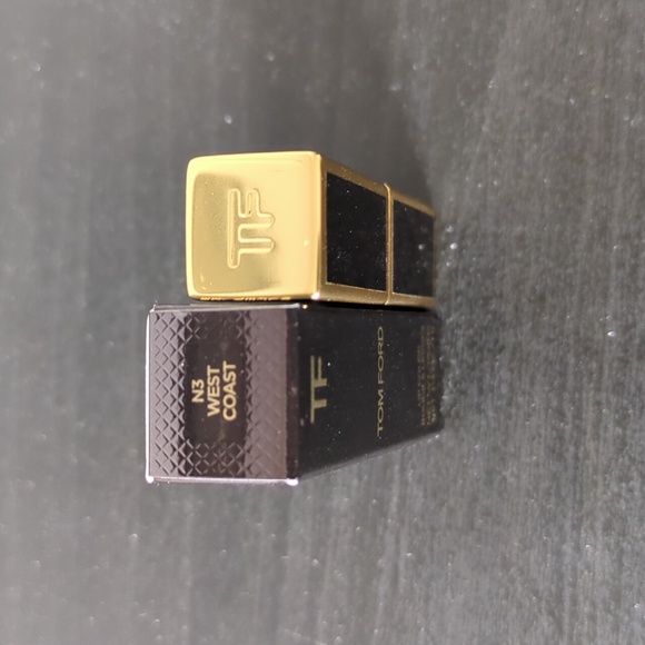 Tom Ford mini lipstick - Picture 2 of 3